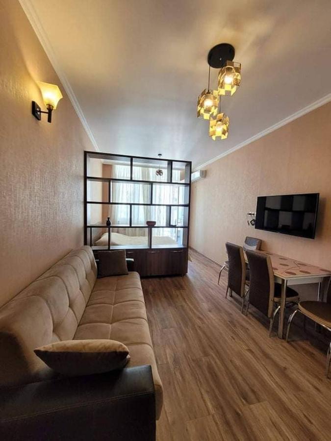 Betani Apartment Sea View บาทูมิ ภายนอก รูปภาพ